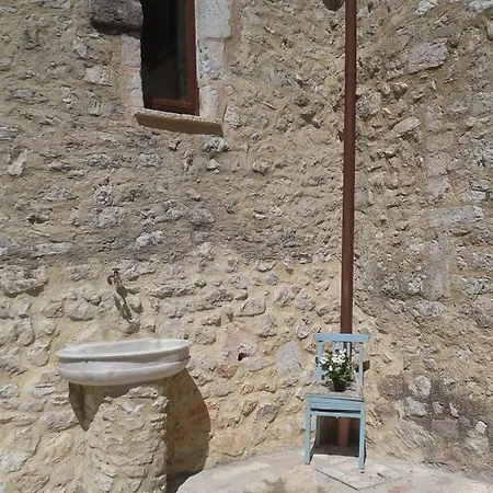 Via Della Chiesa - 2 *